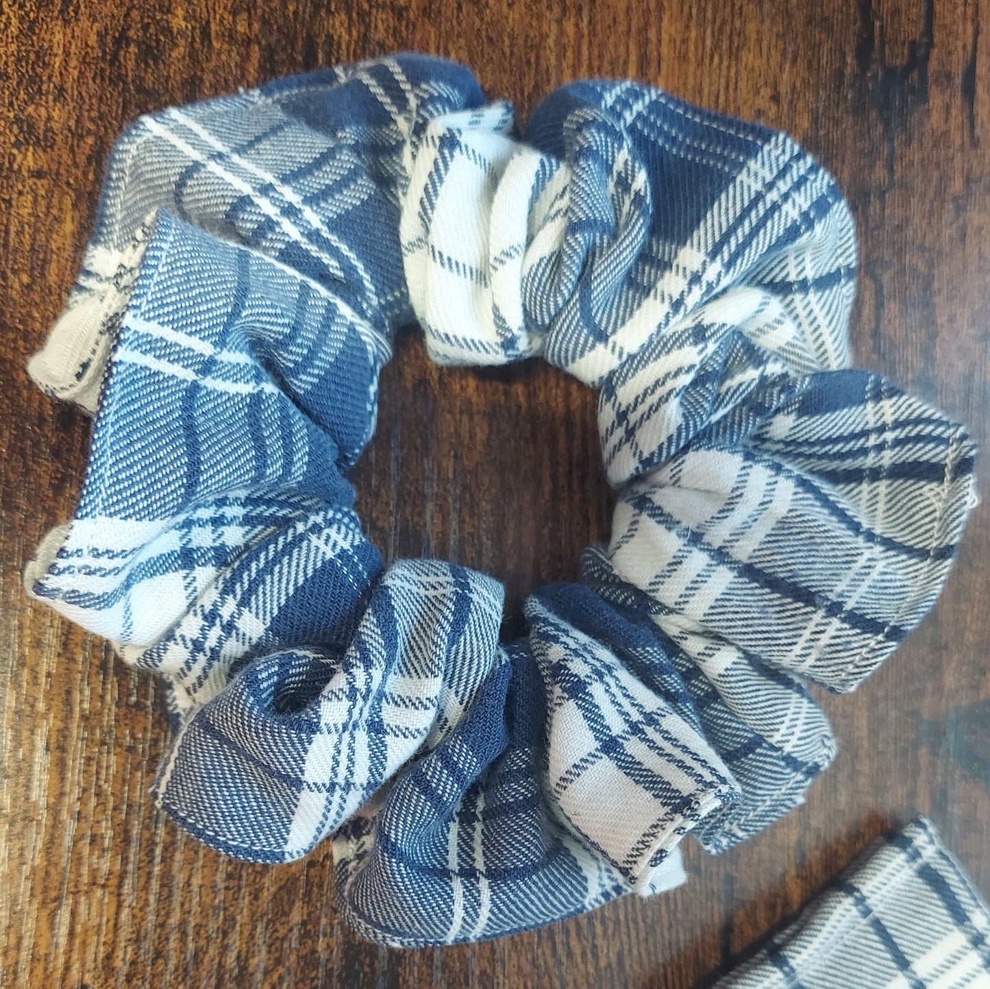 Blue/White Flannel Scrunchie Keychain Set